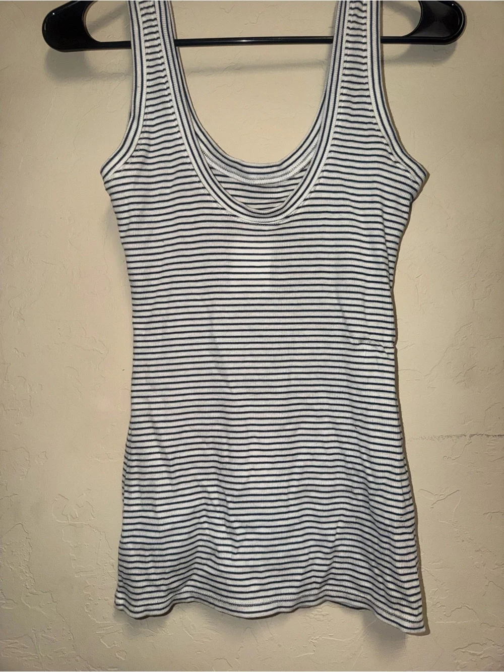 NWT bcbgmaxazria tank top emmie stripped white size small - Picture 3 of 4